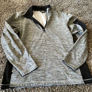 Pennant pullover